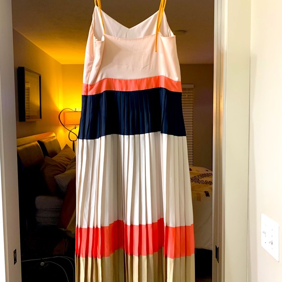 Color- Champaign, Peach, Navy Blue and Tan Dress w/Spaghetti Straps, Size 6 - Picture 2 of 2